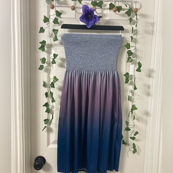 Dresses & Skirts - Women Strapless Tube Short Dress size M